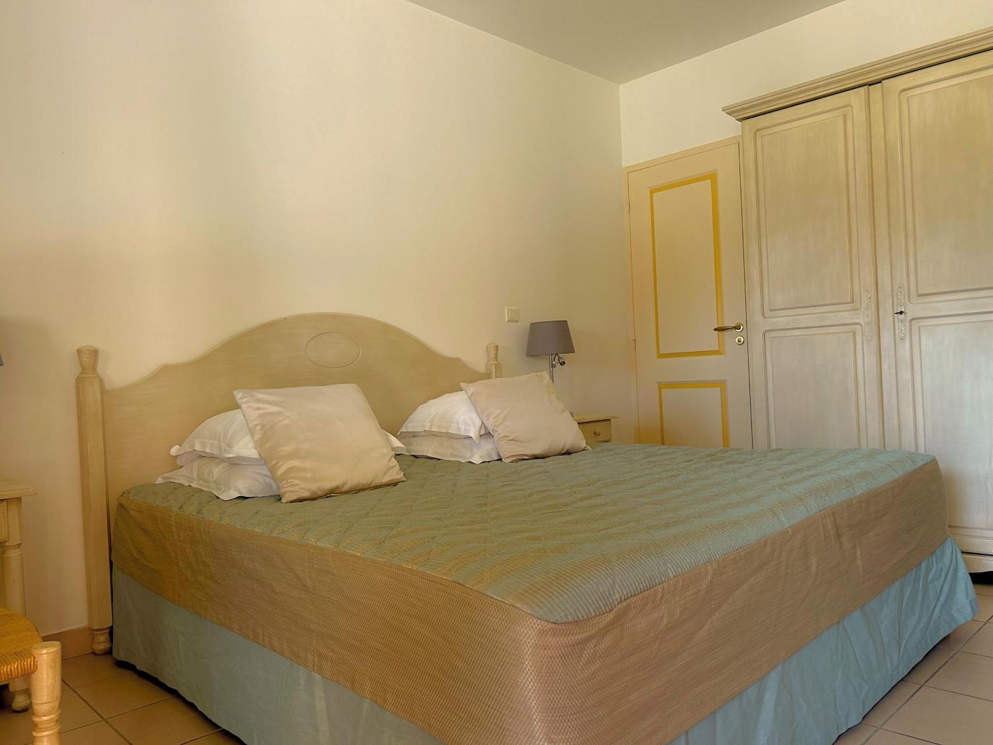 Terriciae Aux Portes De Les Alpilles Hotel